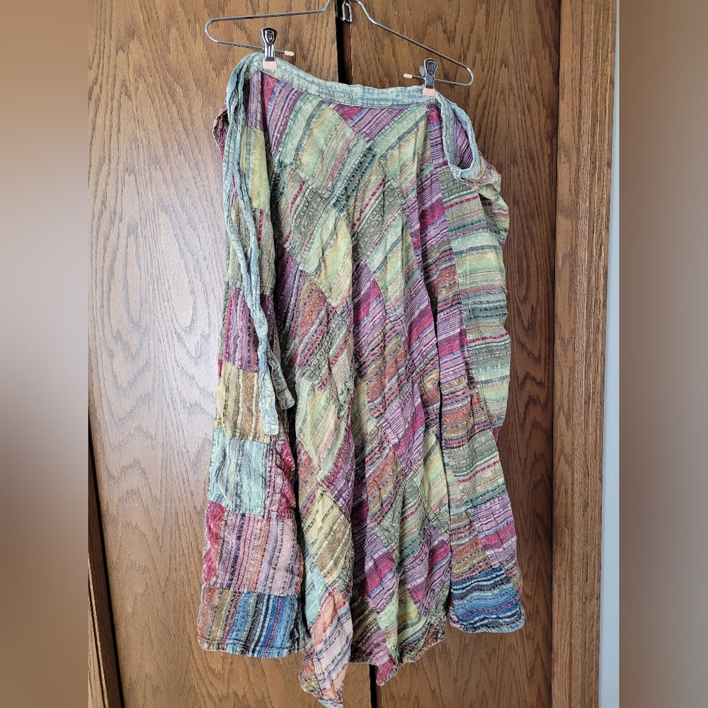 Women's wrap skirt
